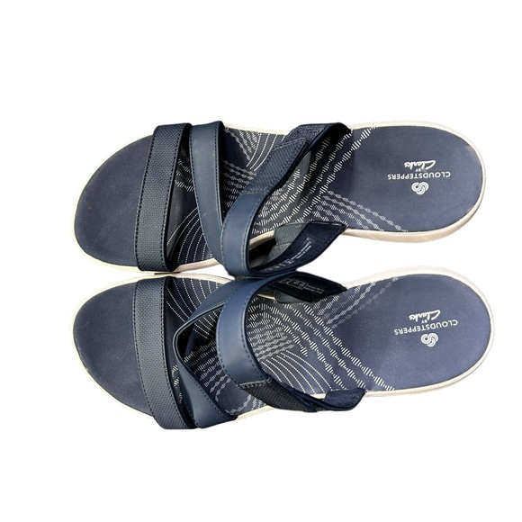 CLARKS BY CLOUDSTEPPERS navy blue comfortable marine sunmazr coast sandals sz 11 - Picture 7 of 7